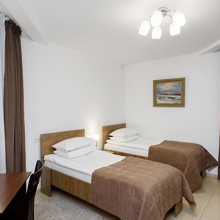 סומי M&M Aparthotel מראה חיצוני תמונה